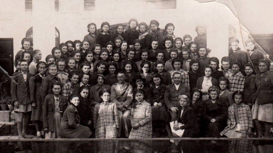 رازمدیا - دختران لهستانی