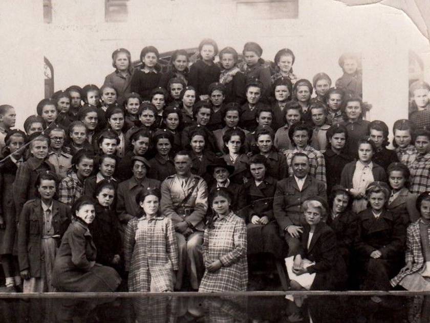 رازمدیا - دختران لهستانی